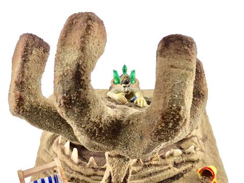 Blood Beach : Don’t Play in the Sand! - RedGuardian Art & Toys