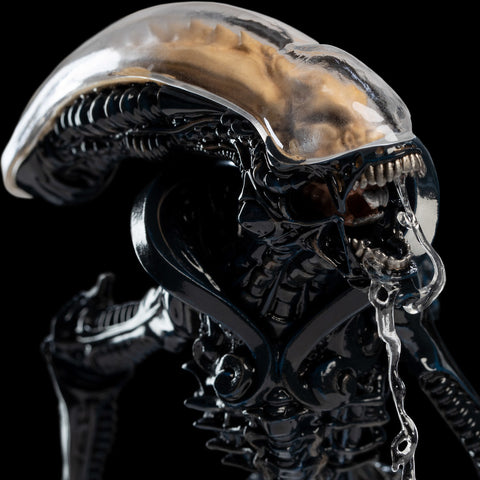 Alien Xenomorph Mini-Epics Vinyl Figure