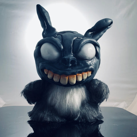 Kidrobot Dunny Custom : Dunny Darko - RedGuardian Art & Toys