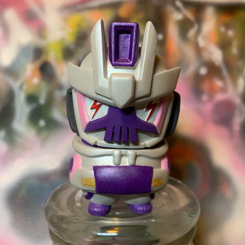 First Form Frieza X Nano TEQ63 - RedGuardian Art & Toys