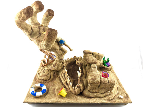 Blood Beach : Don’t Play in the Sand! - RedGuardian Art & Toys