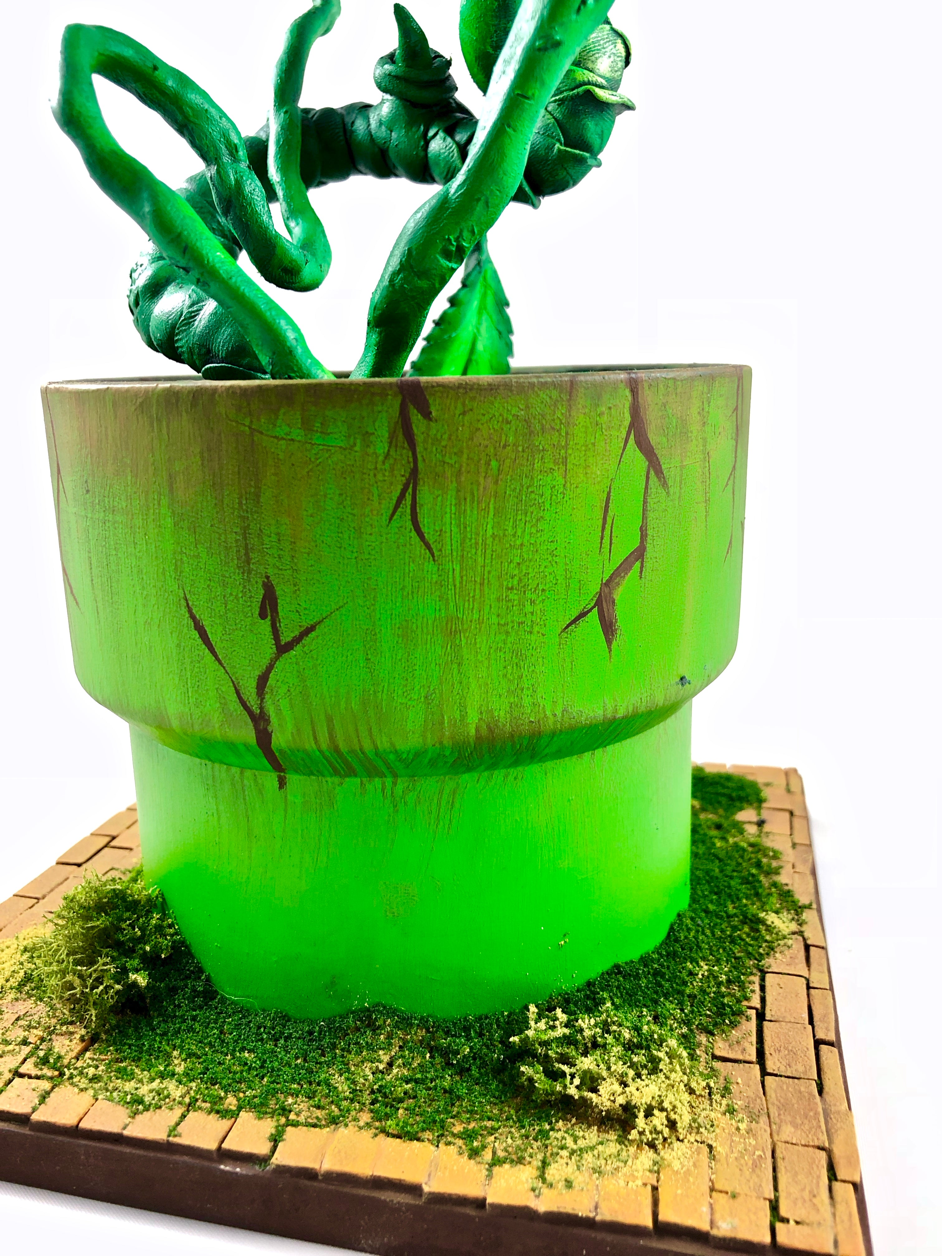 Twisted Mario Piranha Plant - RedGuardian Art & Toys