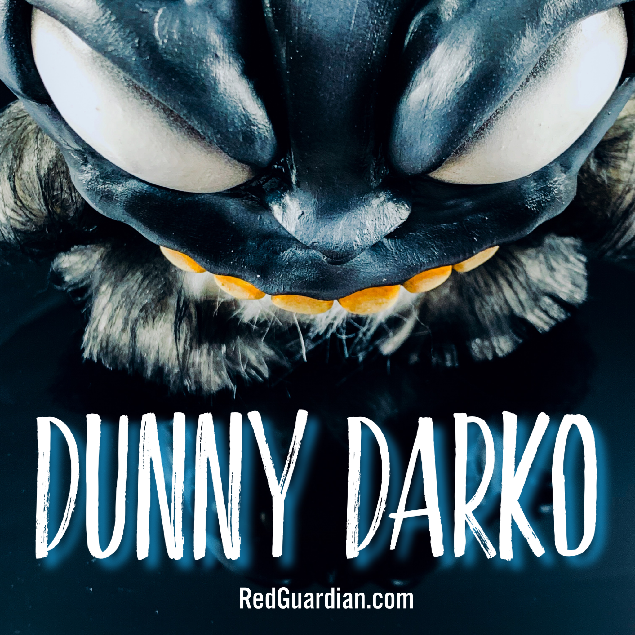 Kidrobot Dunny Custom : Dunny Darko - RedGuardian Art & Toys